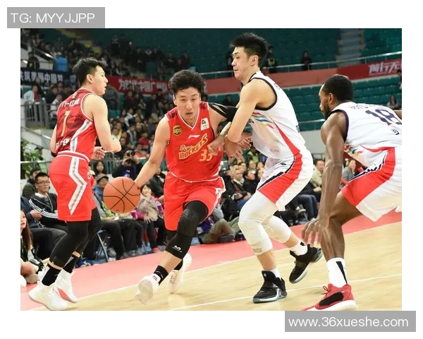 广州篮球队心理素质提升之路：从挑战到突破的热议与反思