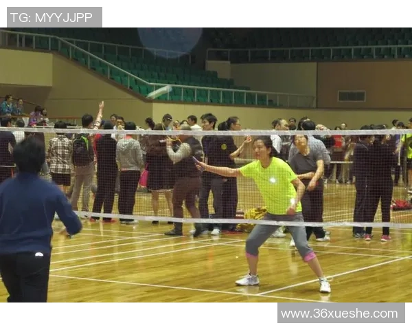 成都羽毛球队与杭州羽毛球队赛后状态分析与复盘总结